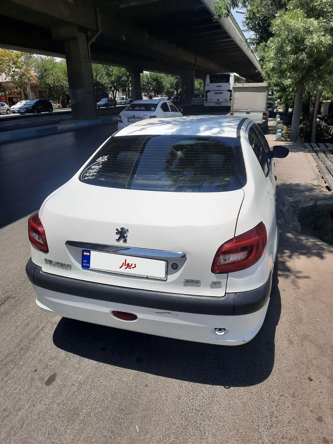 خودرو پژو، ۲۰۶ صندوق دار آگهی ann_18742038
