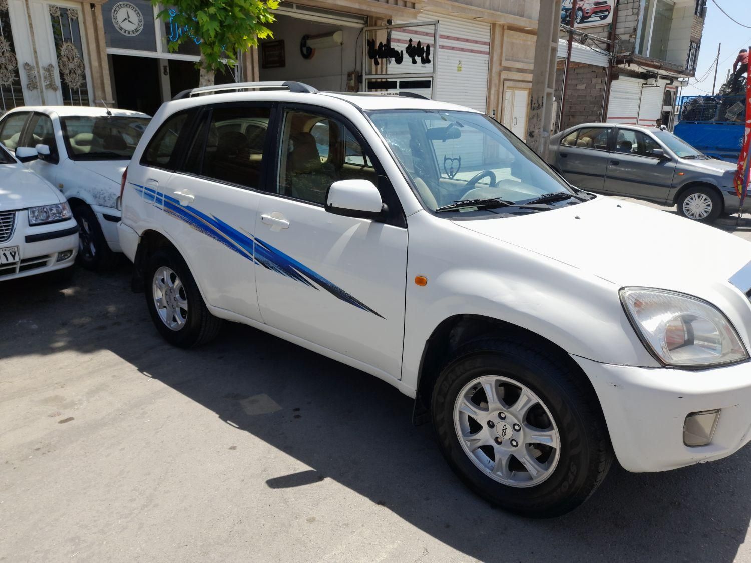 خودرو ام وی ام، X33 آگهی ann_18742118
