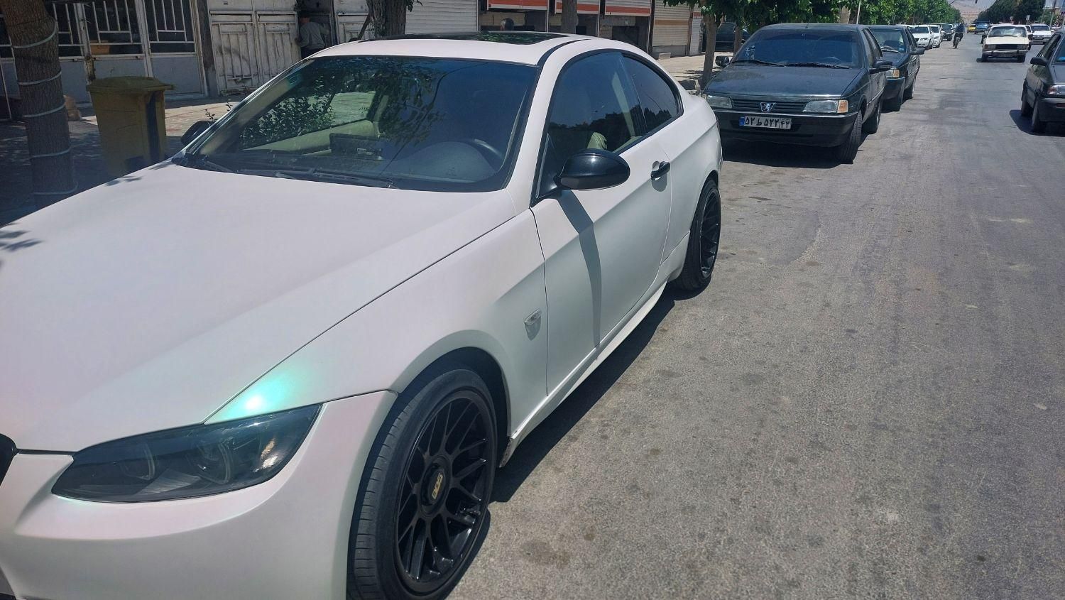 ب ام و سری 3 کوپه 320i - 2008