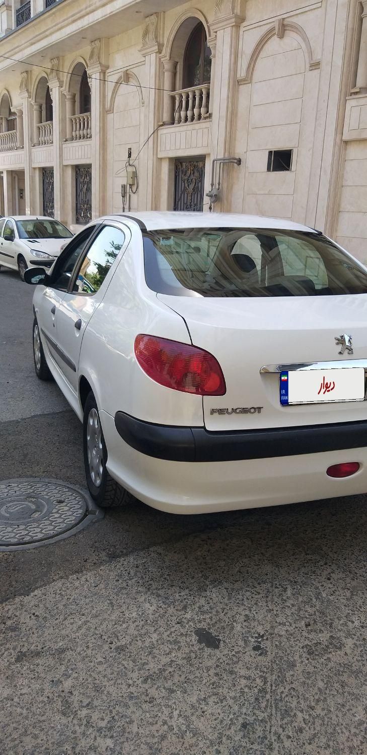 پژو ۲۰۶ صندوق دار v9 - 1390