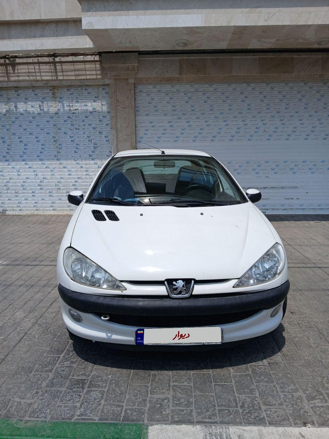 پژو ۲۰۶ صندوق دار v8 - 1396