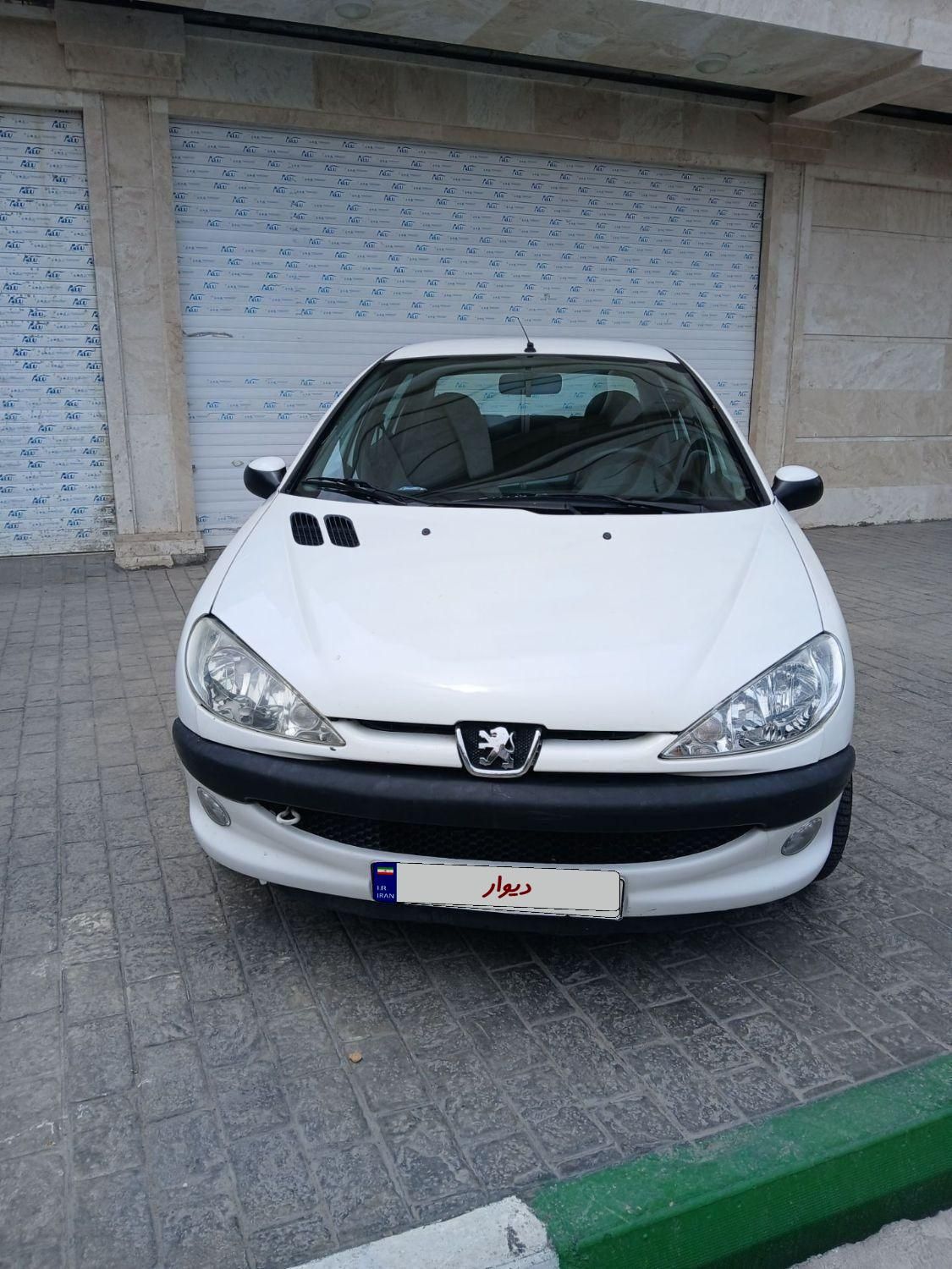 خودرو پژو، ۲۰۶ صندوق دار آگهی ann_18742864