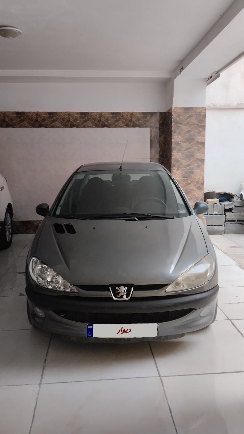 پژو ۲۰۶ صندوق دار v8 - 1393