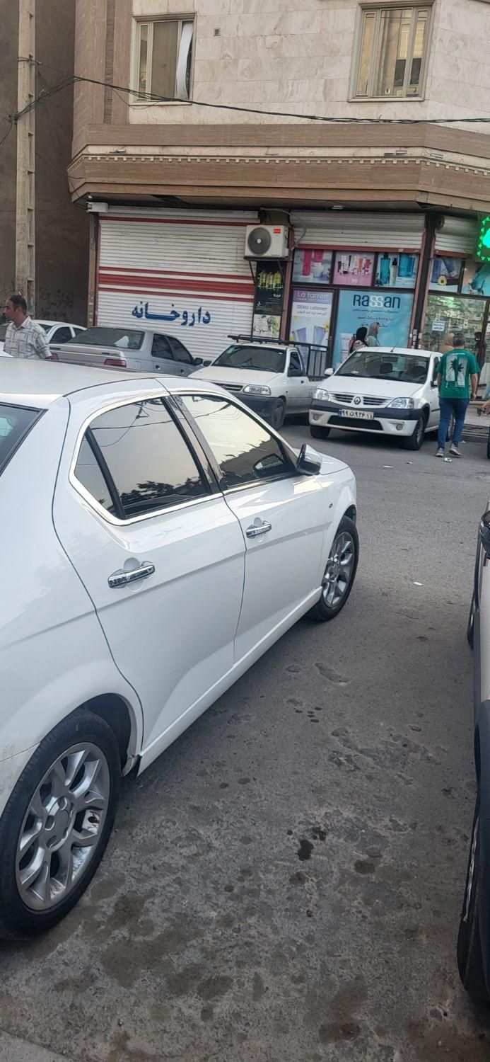دنا پلاس توربو 6 دنده - 1401