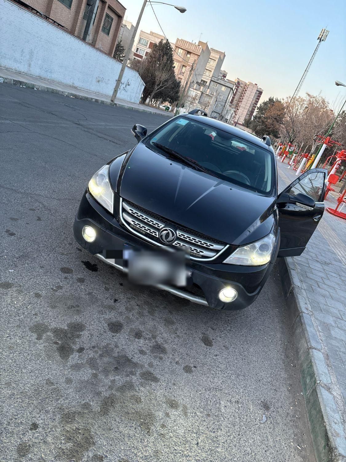 خودرو دانگ فنگ، H30 کراس آگهی ann_18743026