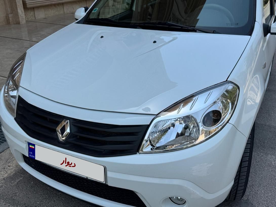 رنو ساندرو اتوماتیک - 1395