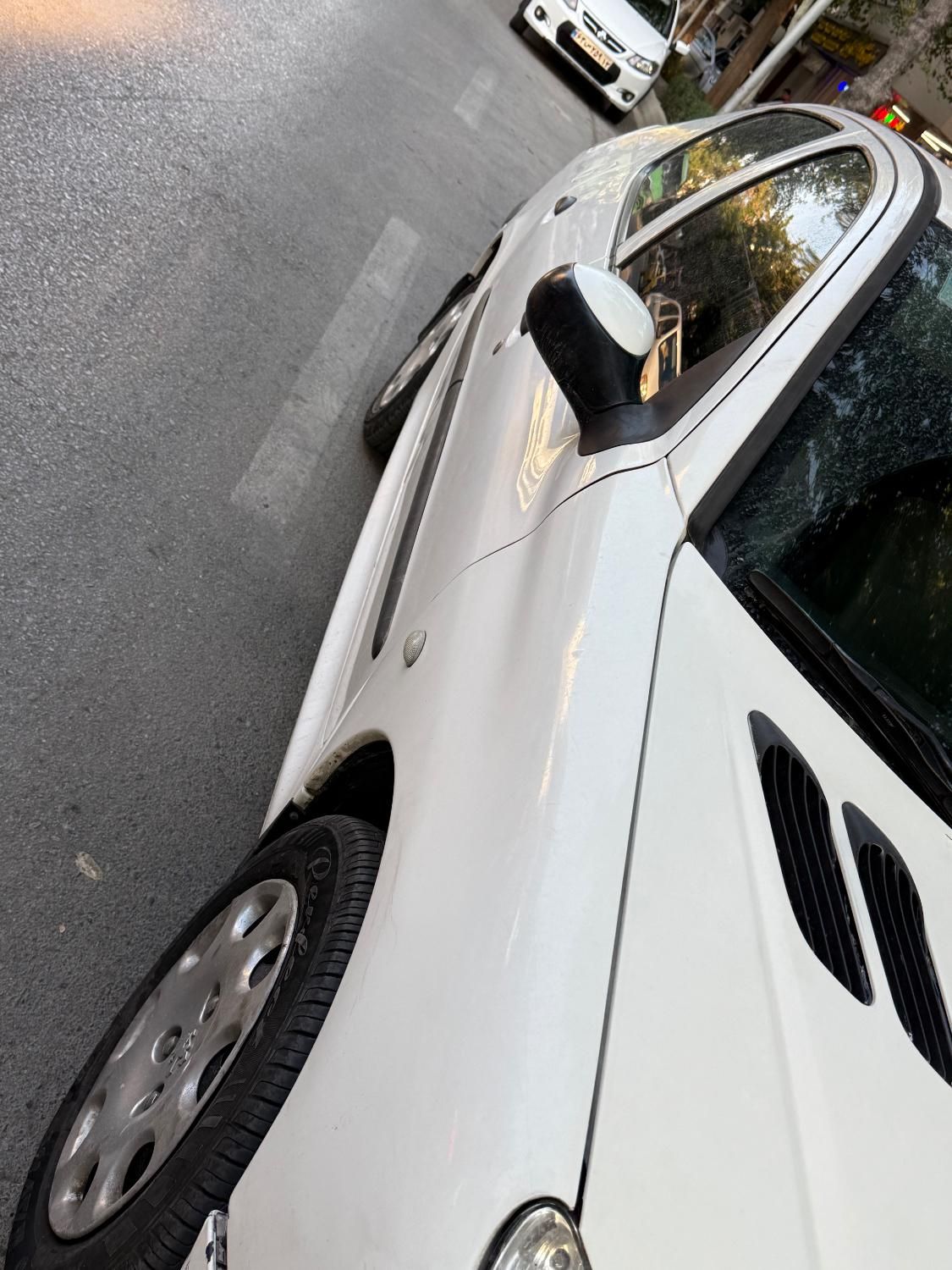 پژو ۲۰۶ صندوق دار v8 - 1394