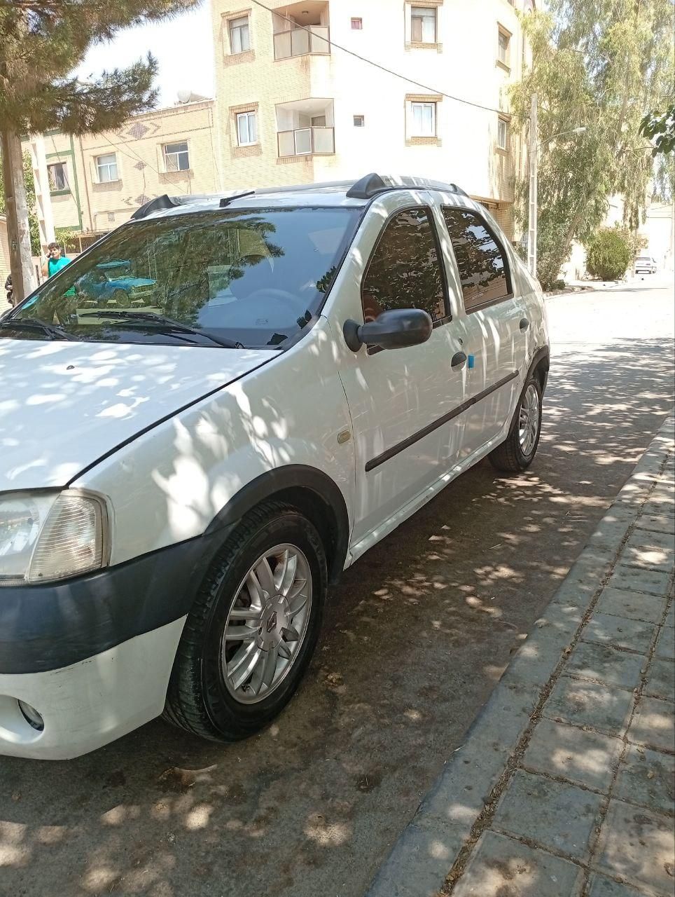 رنو تندر 90 E2 - 1386