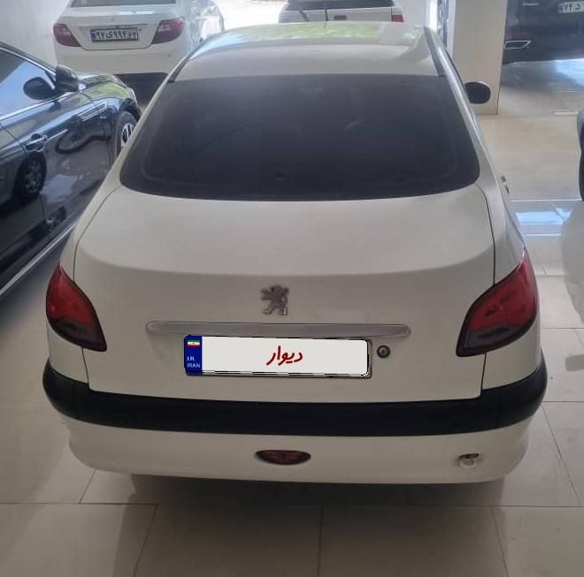 خودرو پژو، ۲۰۶ صندوق دار آگهی ann_18743605