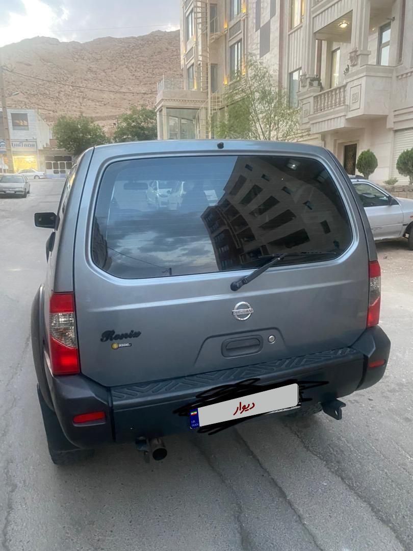 نیسان رونیز دنده‌ای - 1387