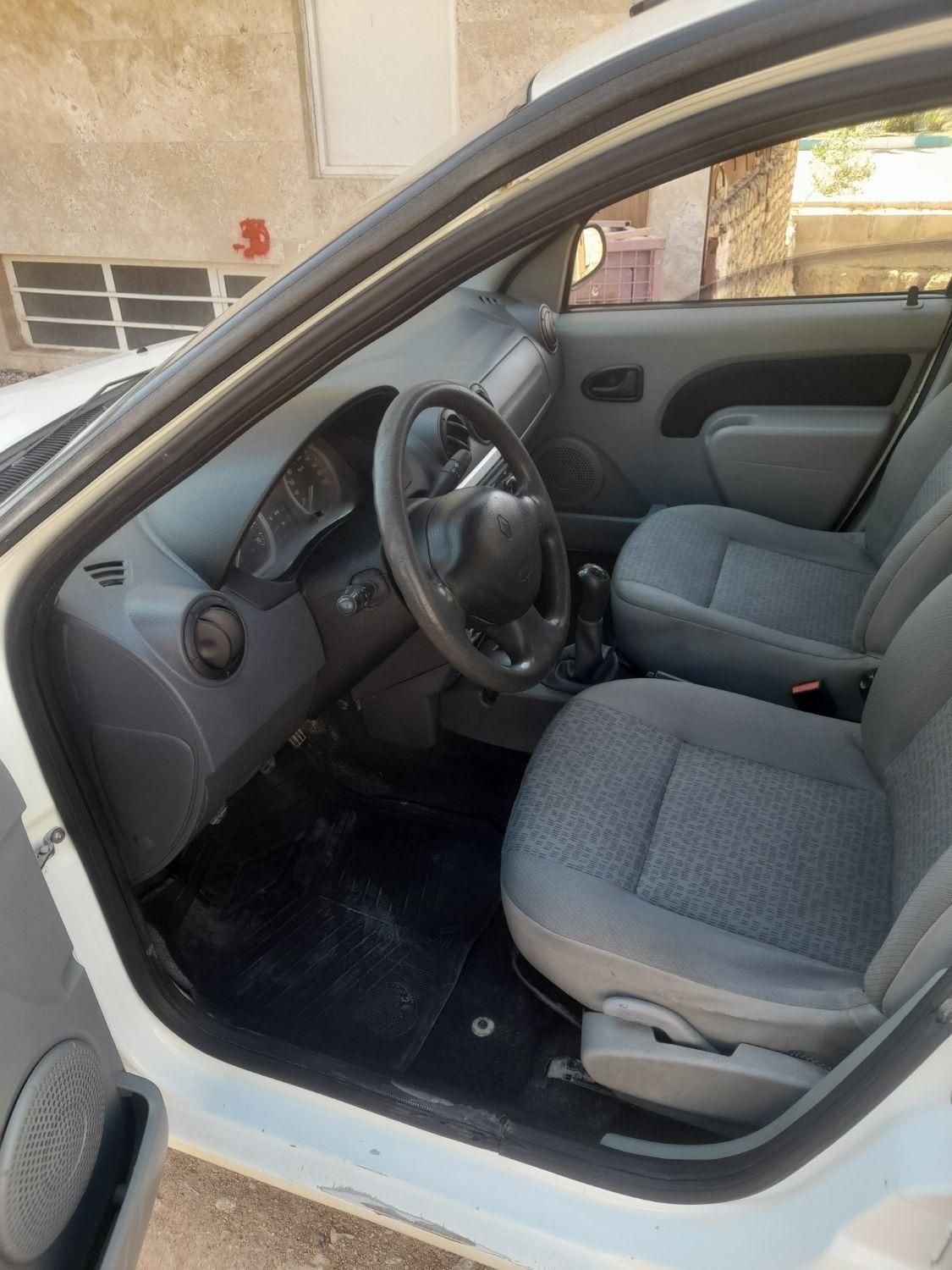 خودرو رنو، تندر 90 آگهی ann_18744063