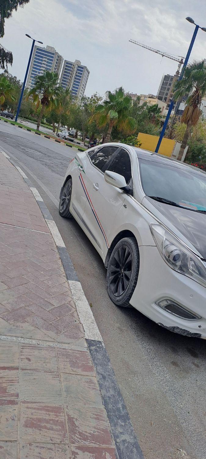 هیوندای آزرا (گرنجور) 3300cc - 2011