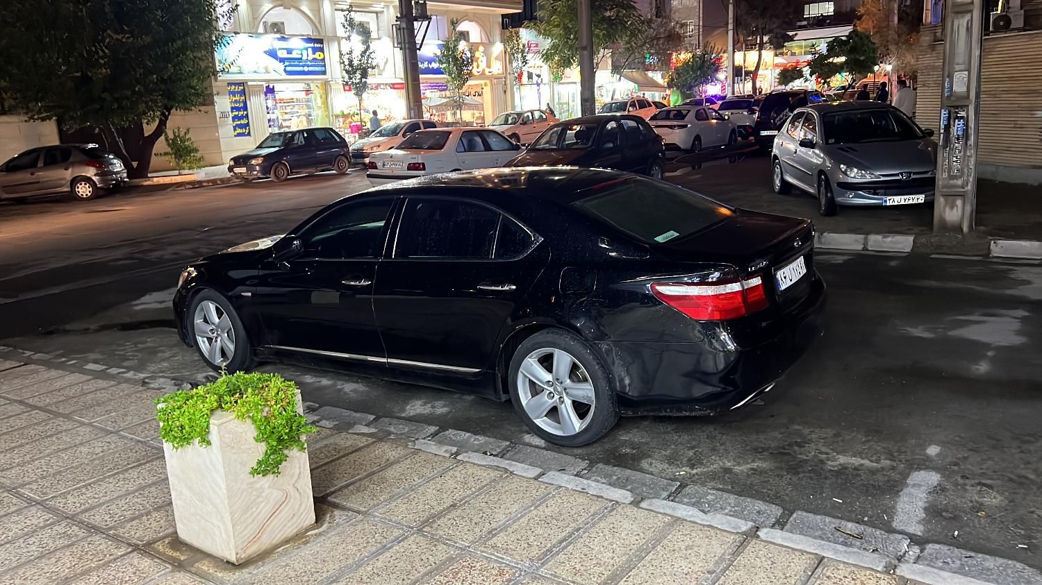 لکسوس LS 460 - 2008