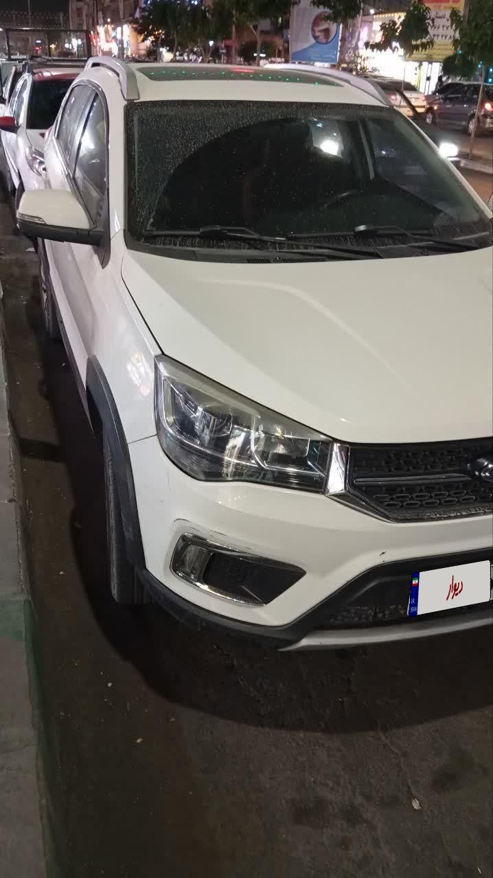 خودرو ام وی ام، X22 آگهی ann_18744409