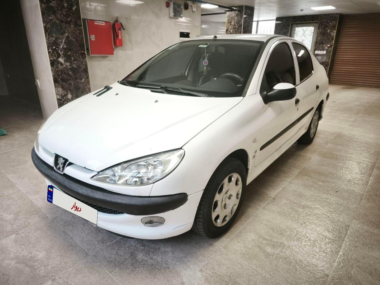 پژو ۲۰۶ صندوق دار v8 - 1395