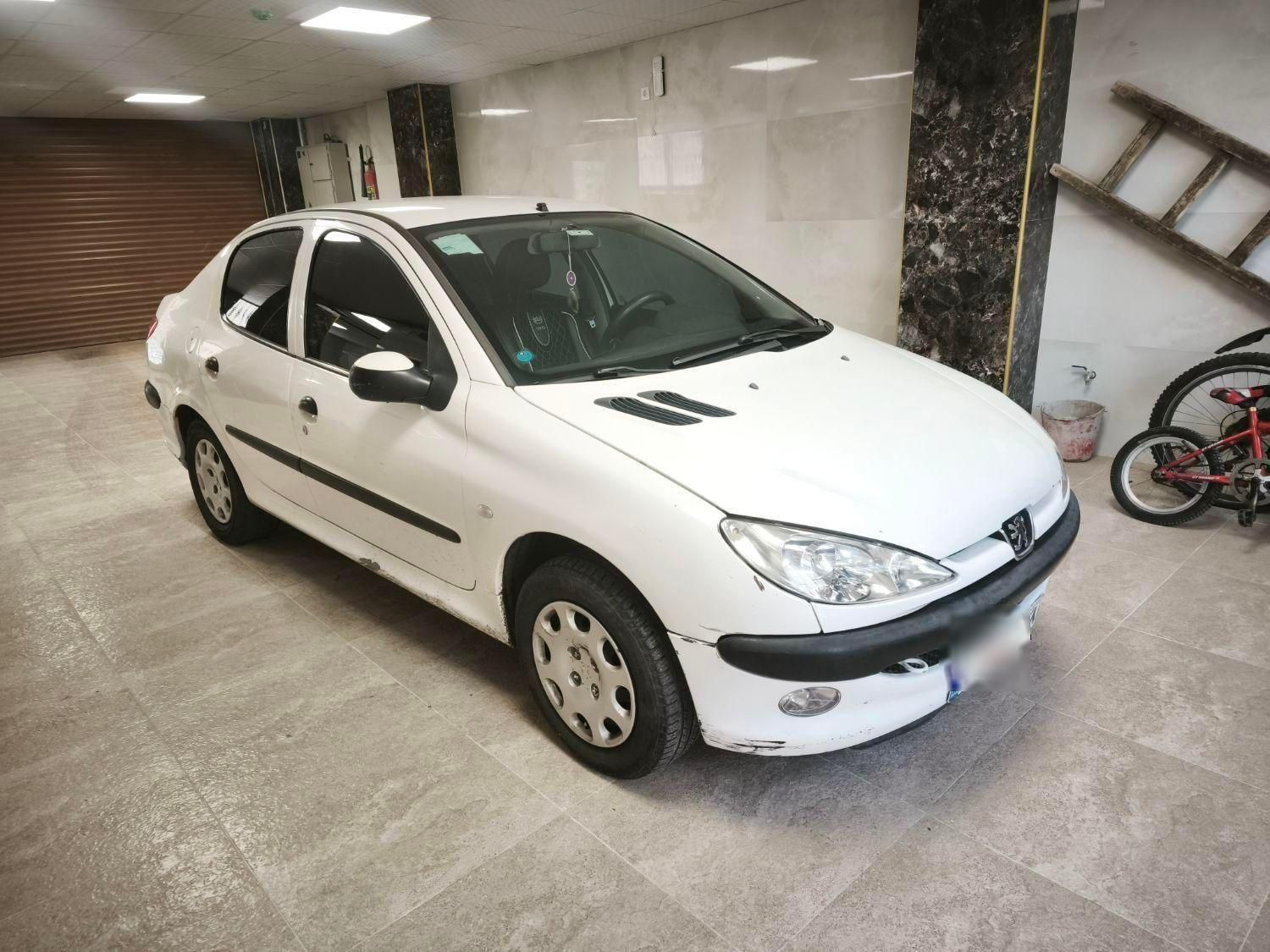 پژو ۲۰۶ صندوق دار v8 - 1395