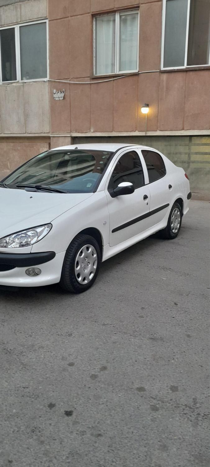 پژو ۲۰۶ صندوق دار v8 - 1394