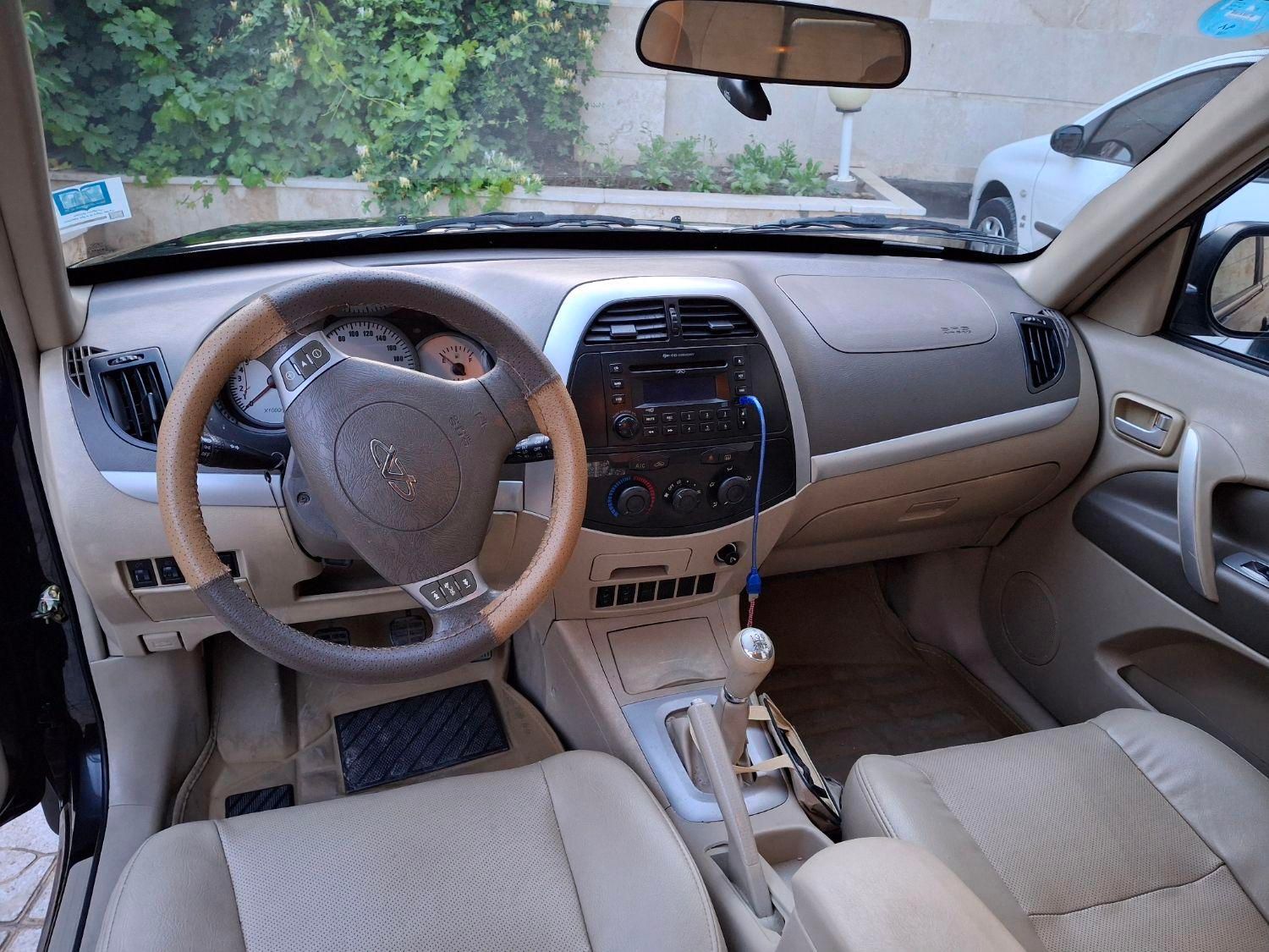 ام وی ام X33 دنده‌ای ساده - 1391