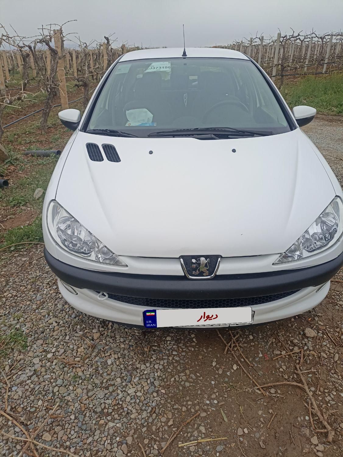 پژو ۲۰۶ صندوق دار v8 - 1398
