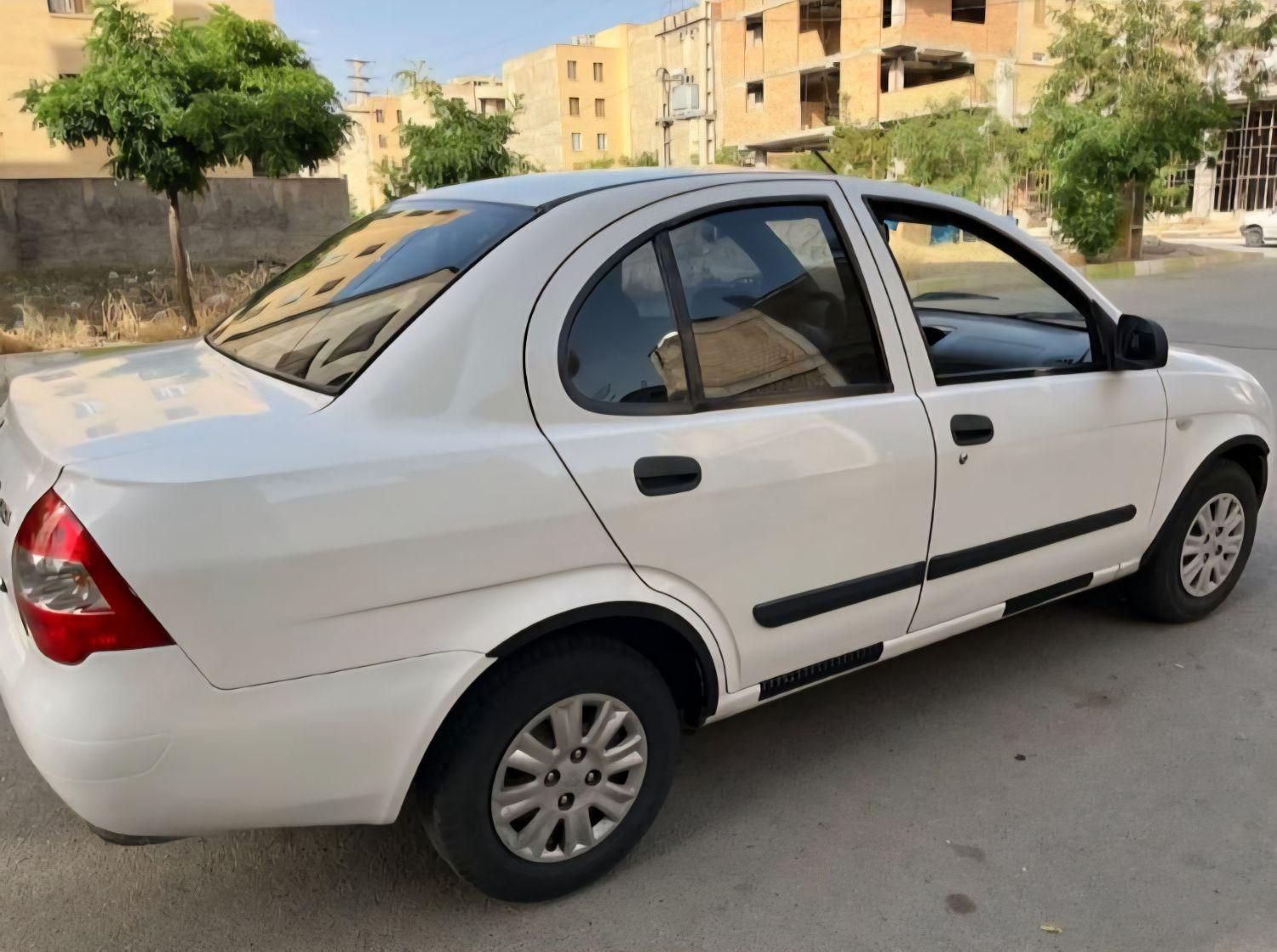 تیبا صندوق دار SX - 1392