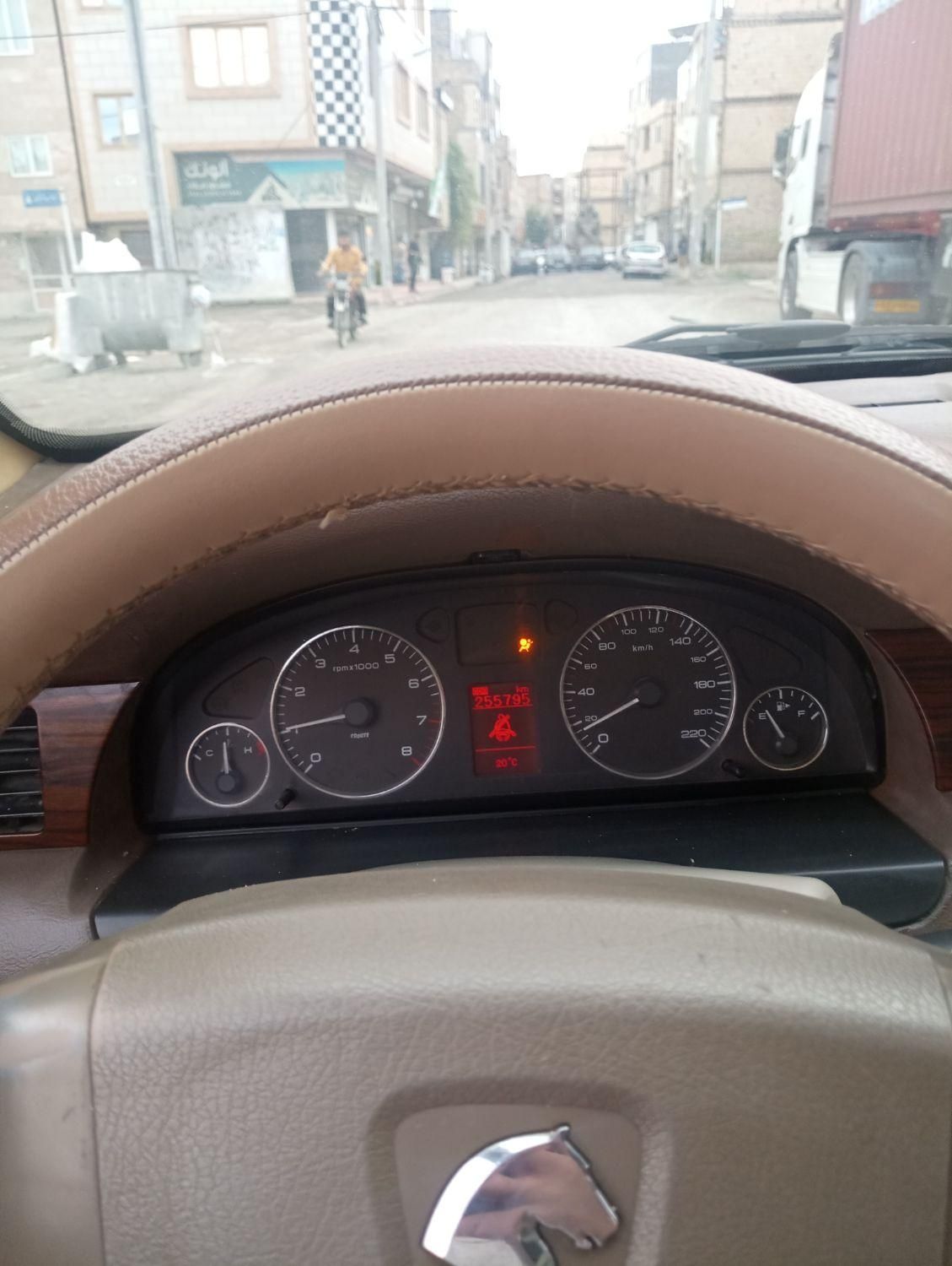 سمند LX XU7 - 1396