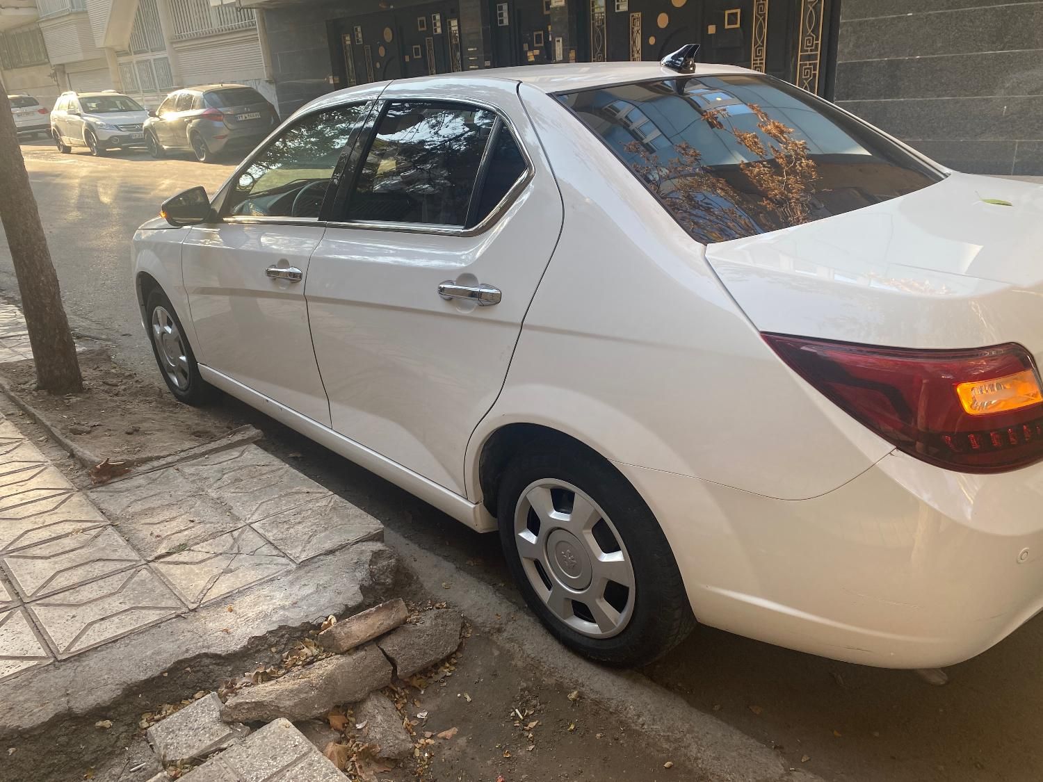 خودرو دنا، پلاس آگهی ann_18745583