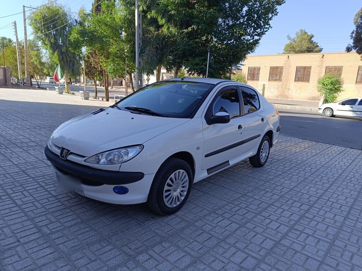 خودرو پژو، ۲۰۶ صندوق دار آگهی ann_18745965
