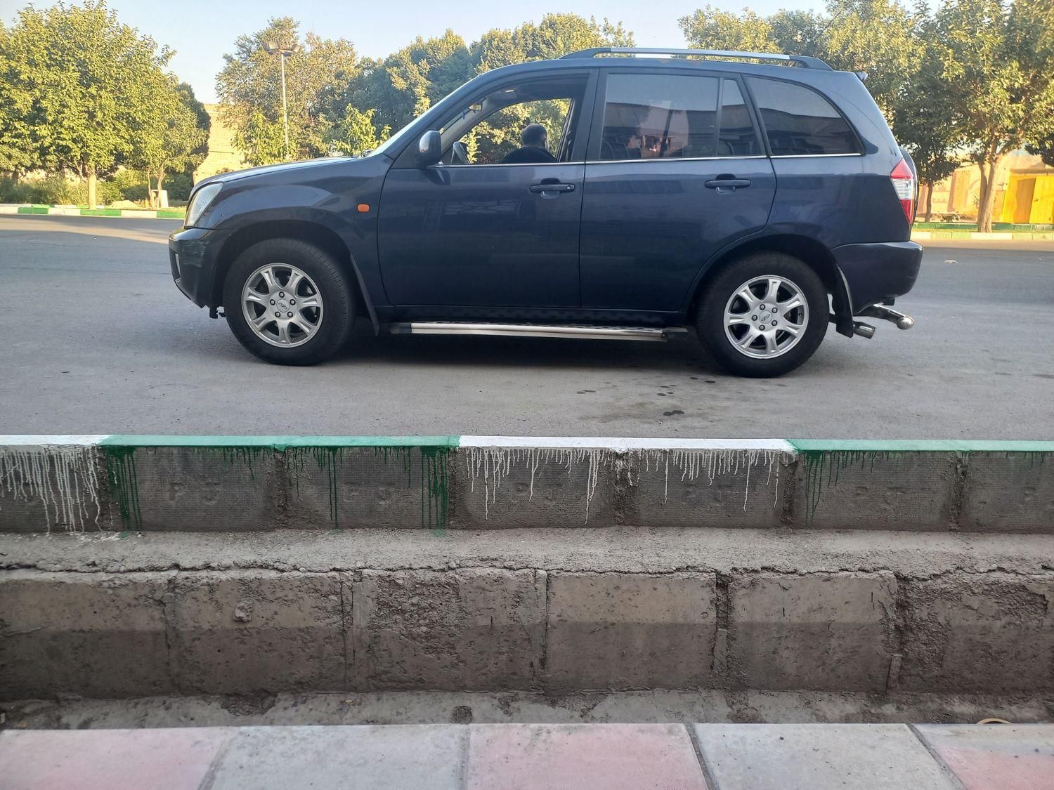 ام وی ام X33 دنده‌ای ساده - 1391