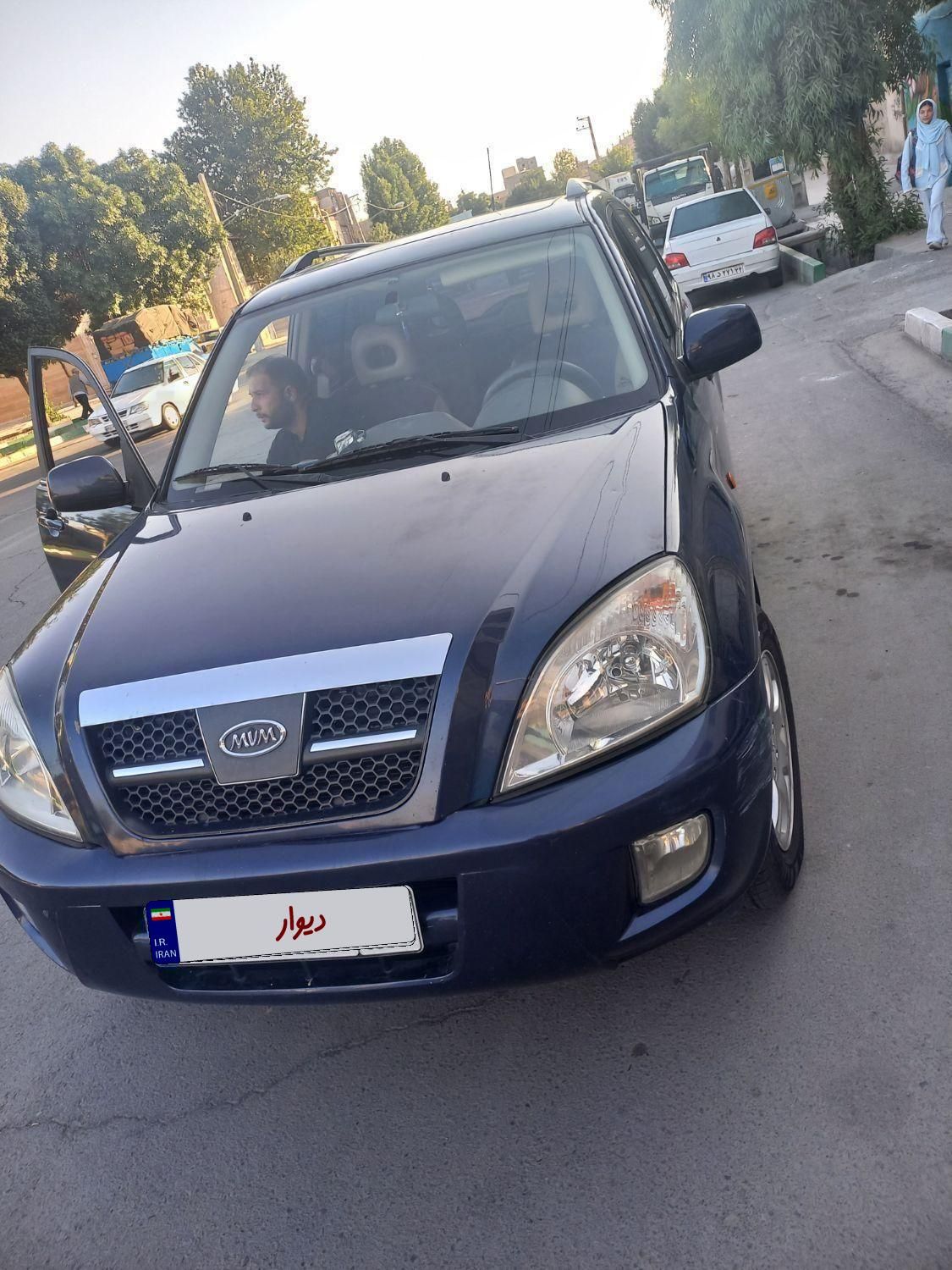 ام وی ام X33 دنده‌ای ساده - 1391