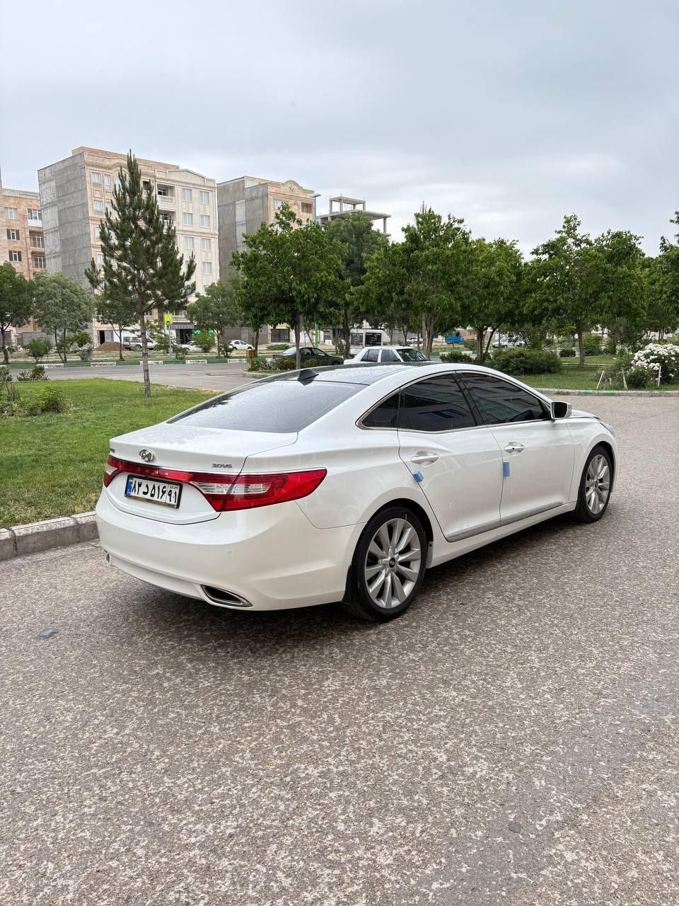 هیوندای آزرا (گرنجور) 3000cc - 2013
