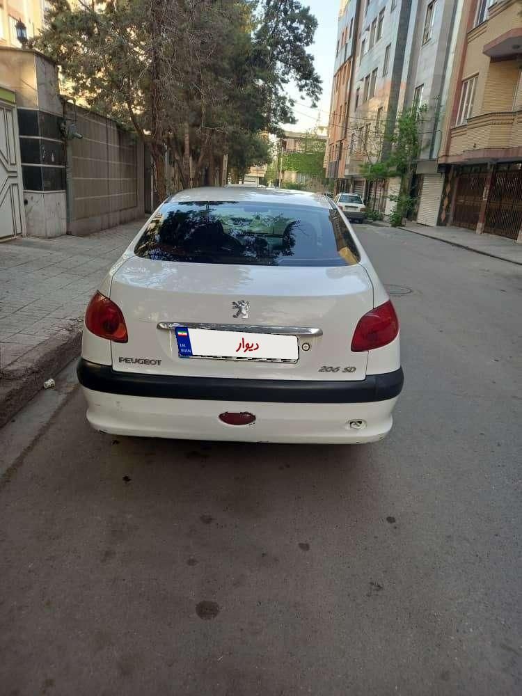 پژو ۲۰۶ صندوق دار v8 - 1390