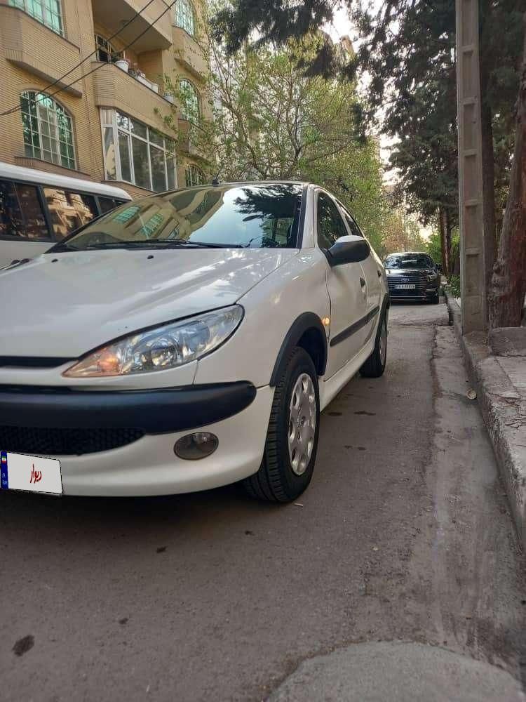 پژو ۲۰۶ صندوق دار v8 - 1390