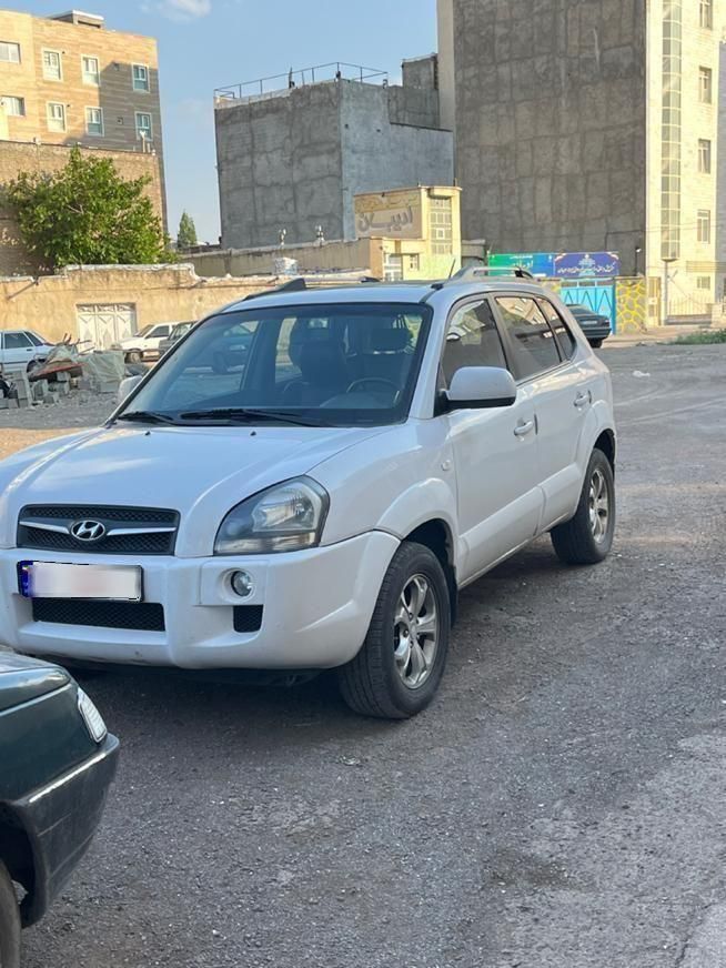 هیوندای توسان 2.7 لیتر - 2010
