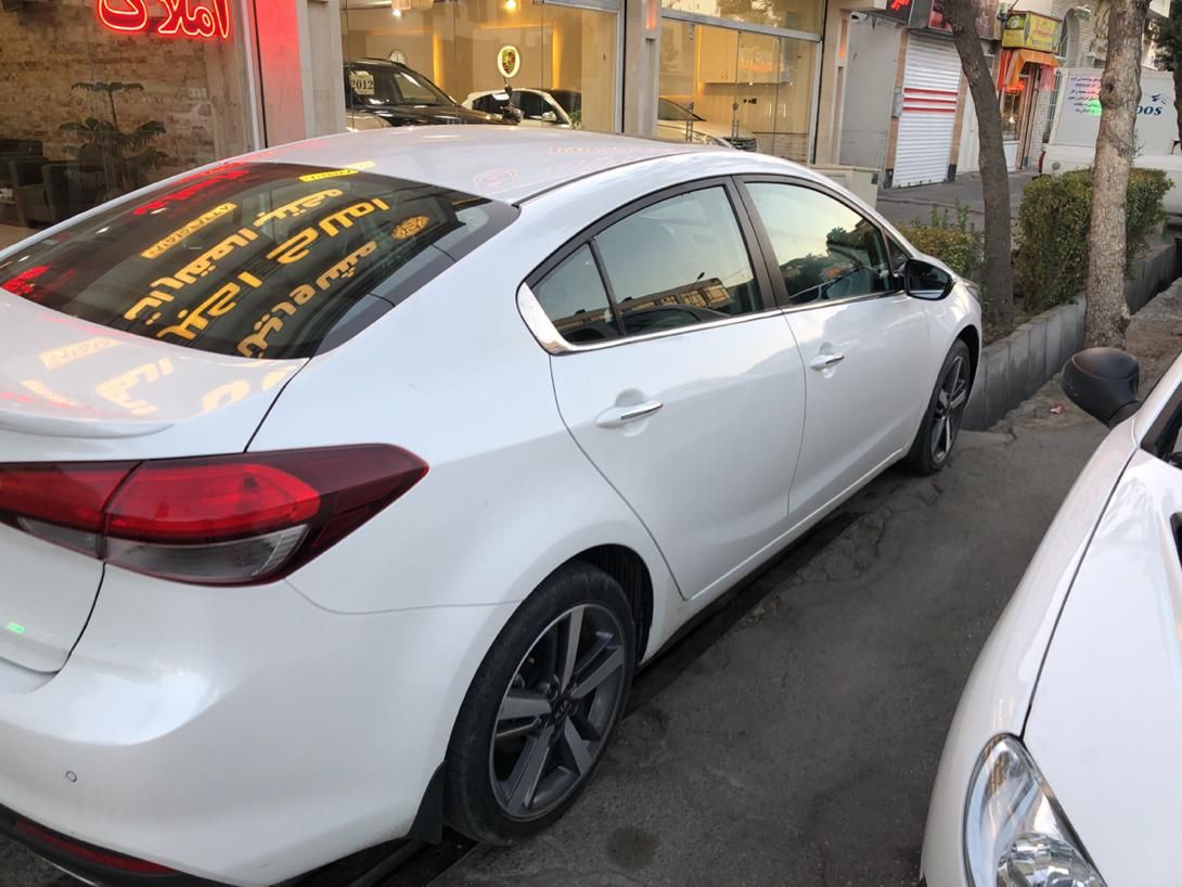 کیا سراتو 2.0 لیتر اتوماتیک GT لاین - 2018