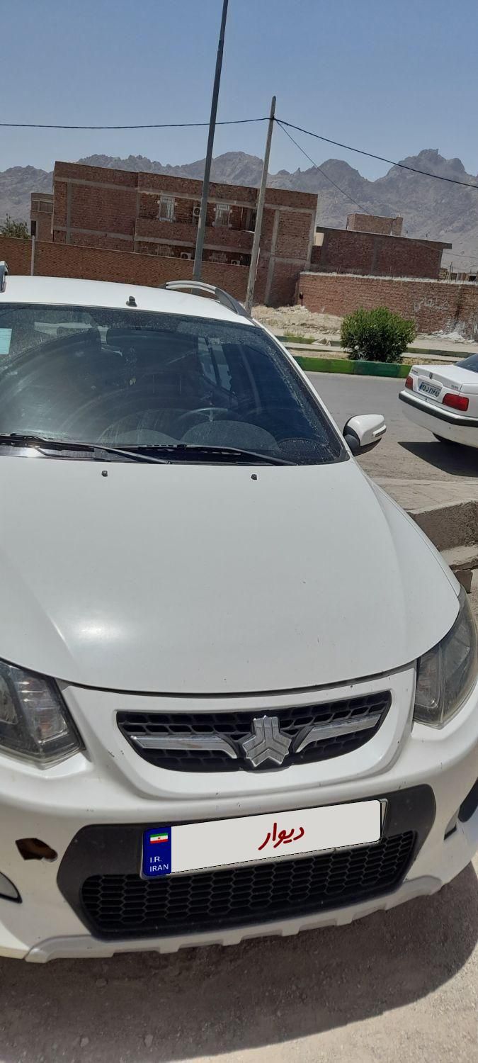 خودرو کوییک، معمولی آگهی ann_18748796