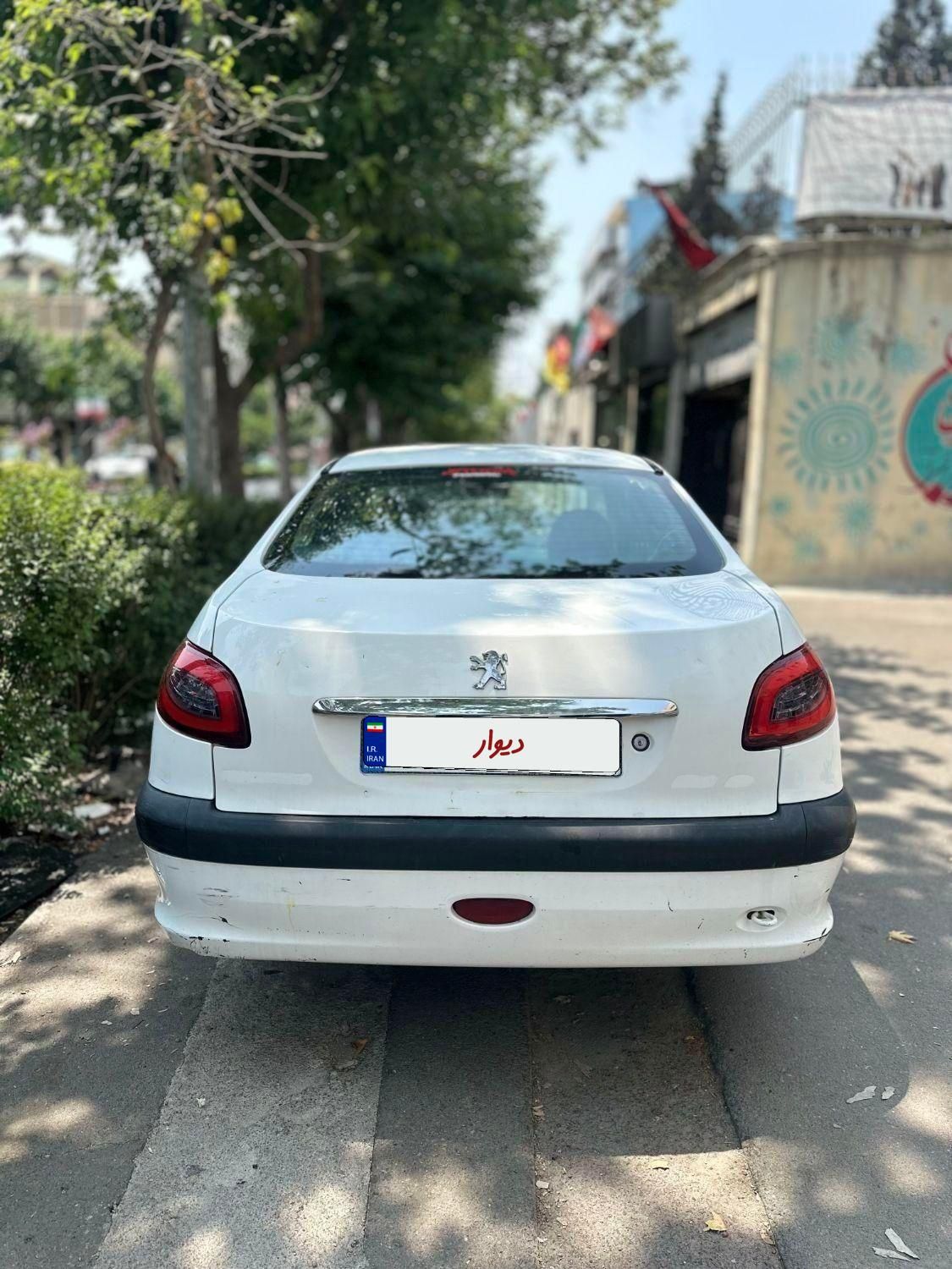 پژو ۲۰۶ صندوق دار v8 - 1394
