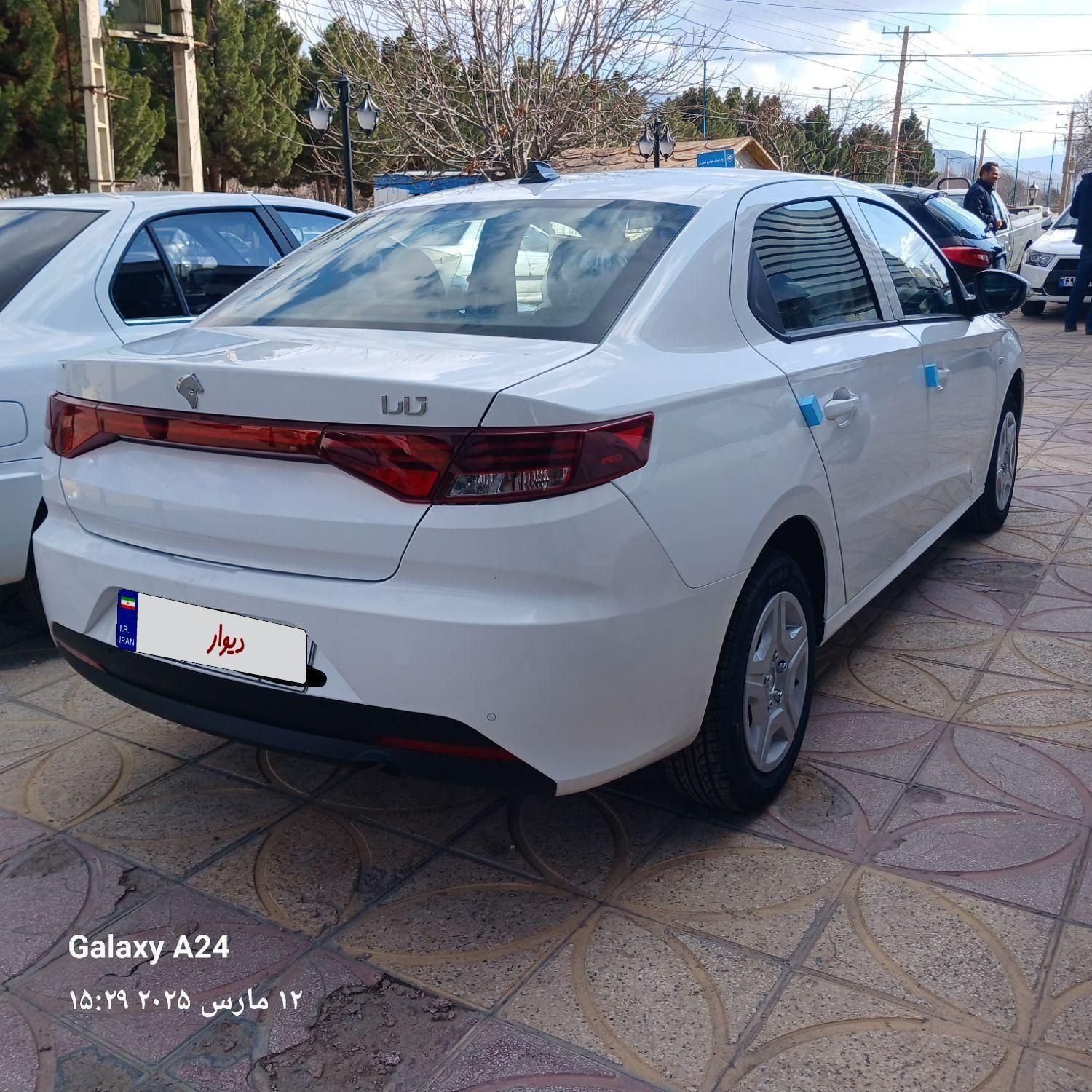 خودرو تارا، دنده‌ای آگهی ann_18750100