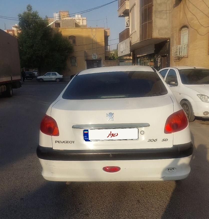 پژو ۲۰۶ صندوق دار v8 - 1398