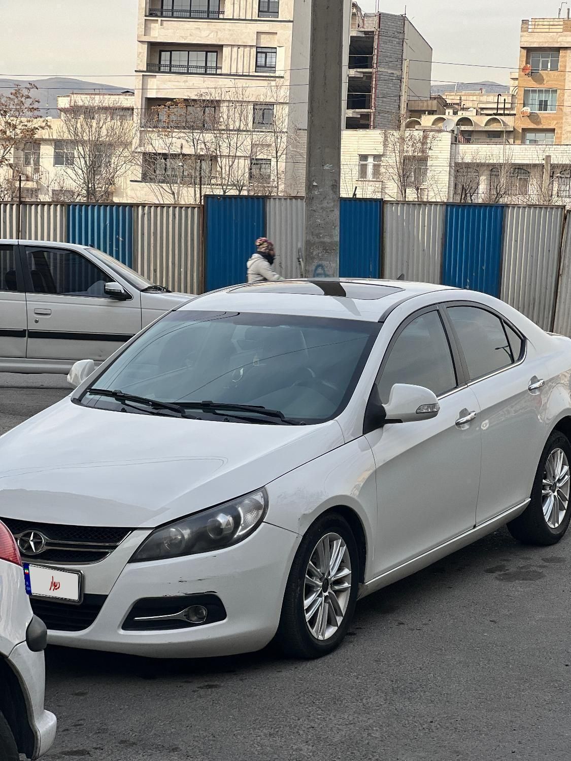 جک J5 اتوماتیک - 1394