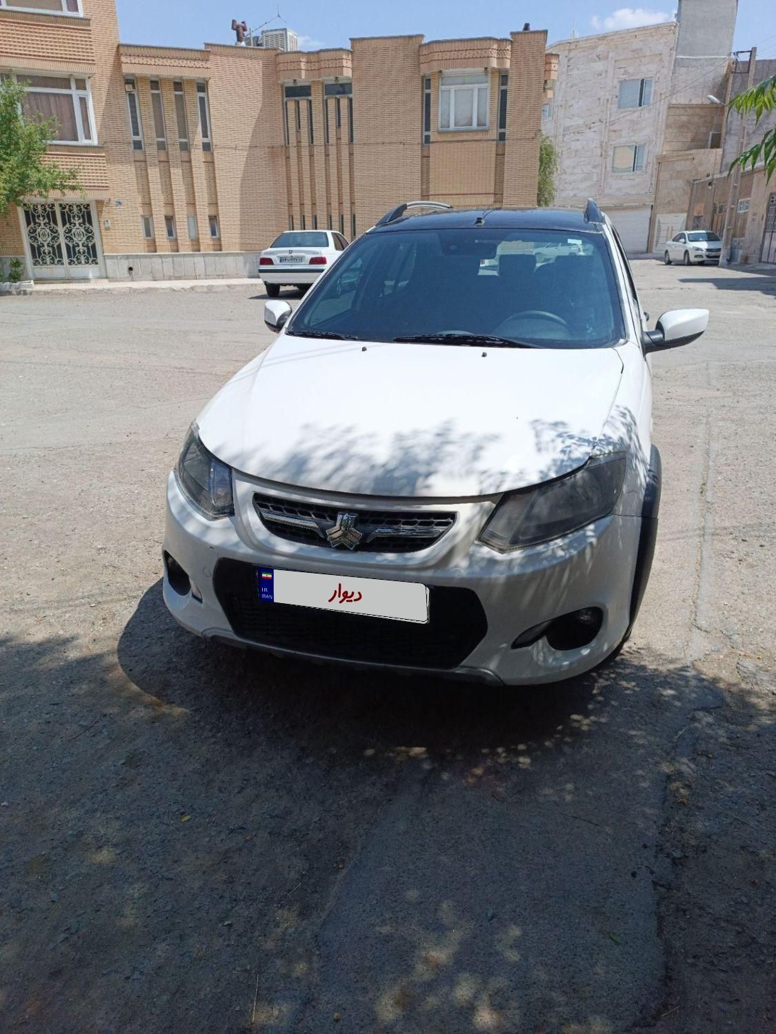 خودرو کوییک، R آگهی ann_18752465