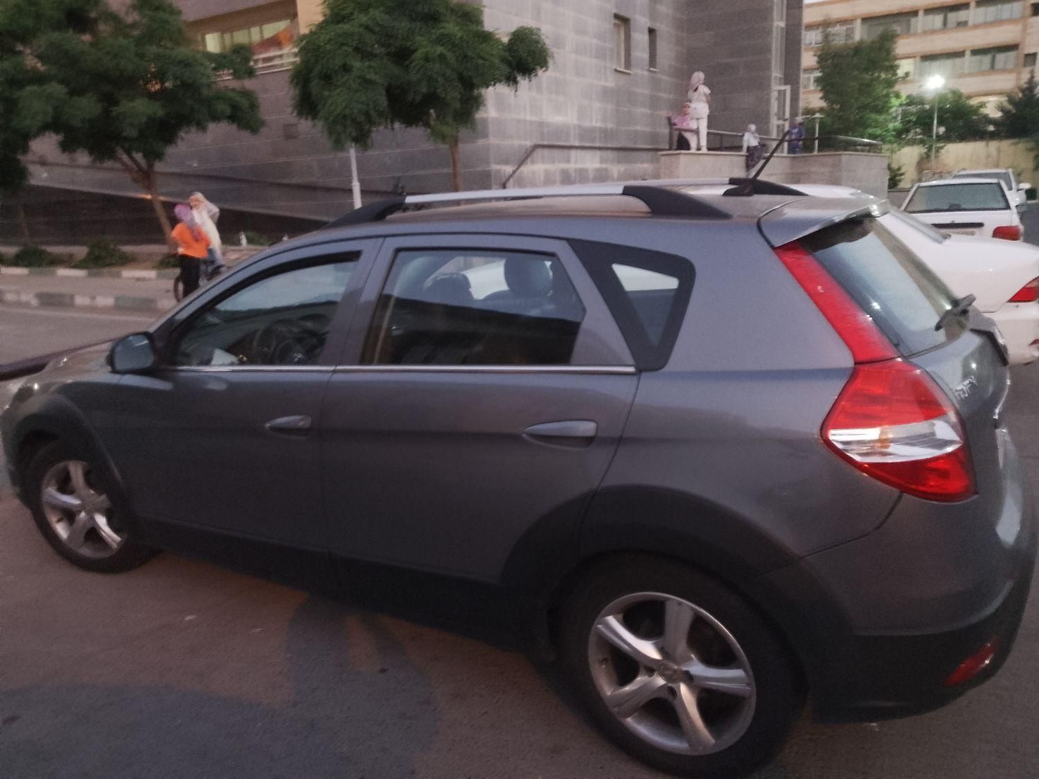خودرو دانگ فنگ، H30 کراس آگهی ann_18752719
