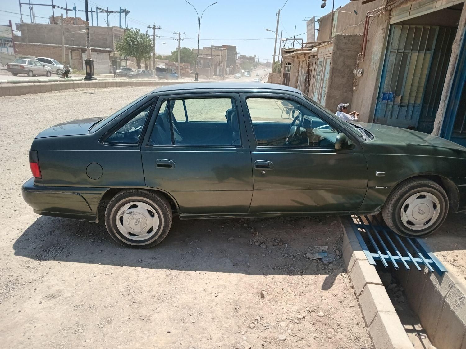 دوو سیلو سدان - 1381
