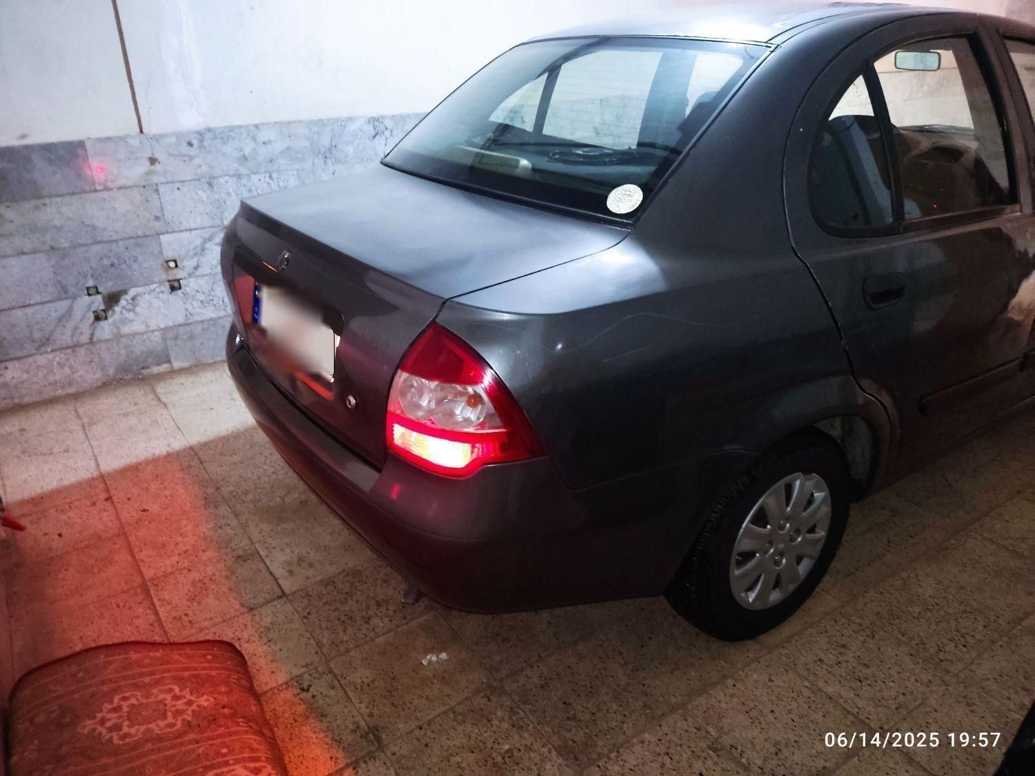 تیبا صندوق دار SX - 1392