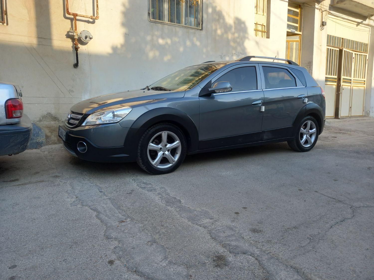 خودرو دانگ فنگ، H30 کراس آگهی ann_18754117