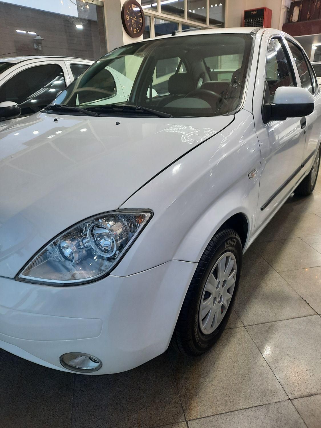 تیبا صندوق دار EX - 1395
