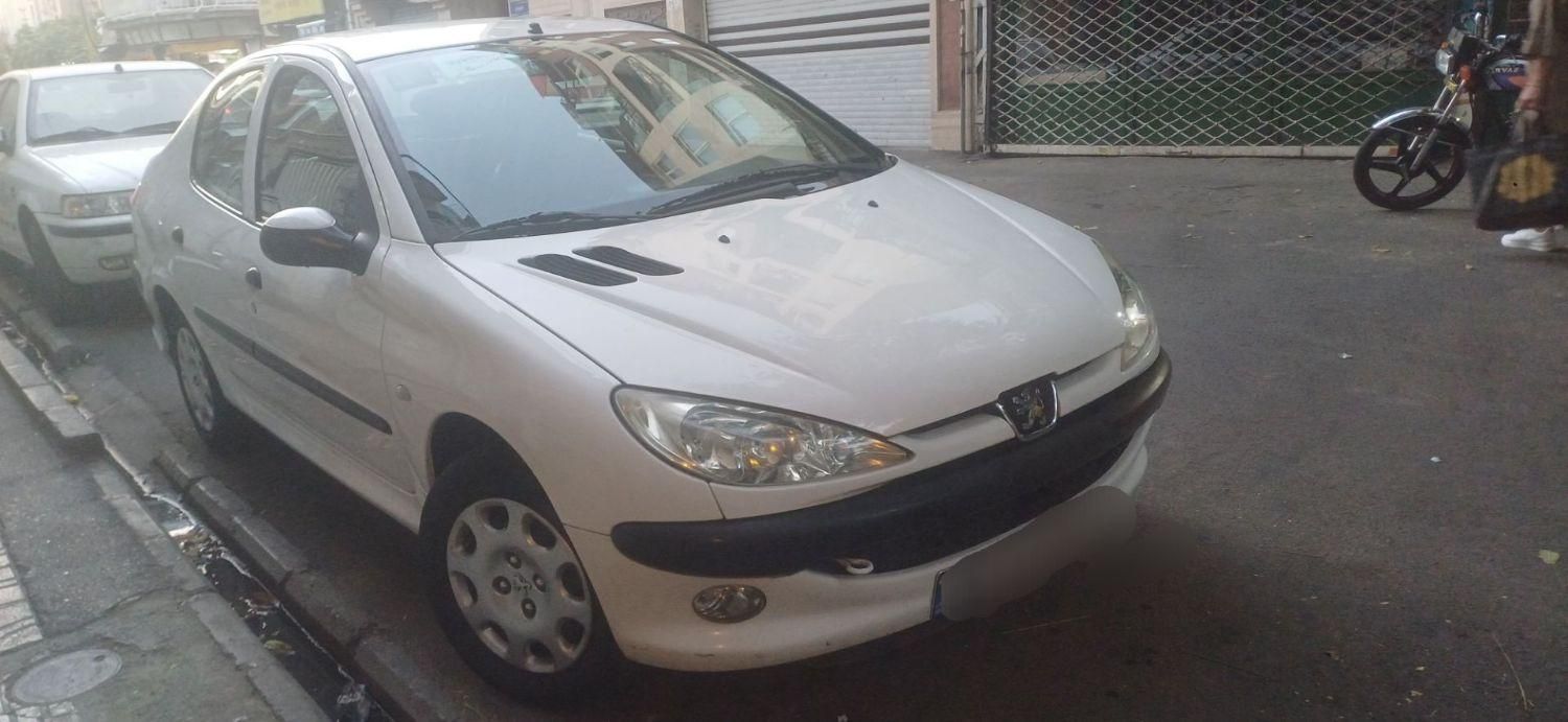 پژو ۲۰۶ صندوق دار v8 - 1397