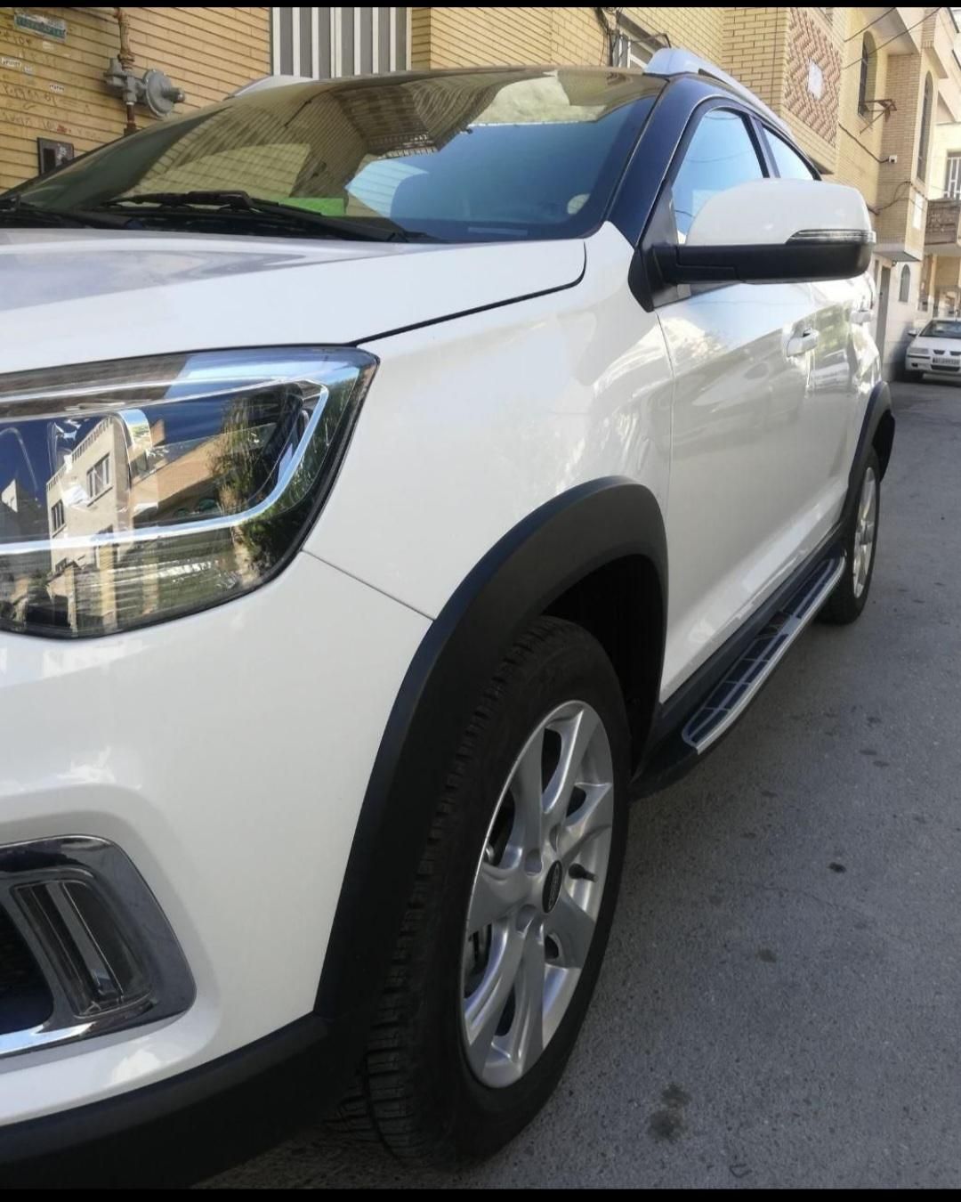 خودرو ام وی ام، X22 آگهی ann_18755201