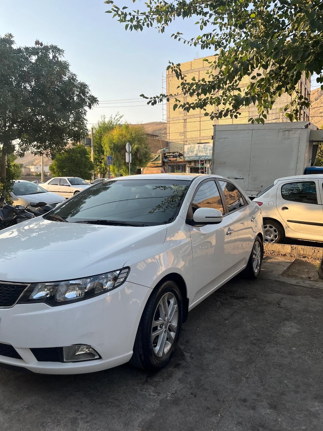 خودرو کیا، سراتو مونتاژ آگهی ann_18755847