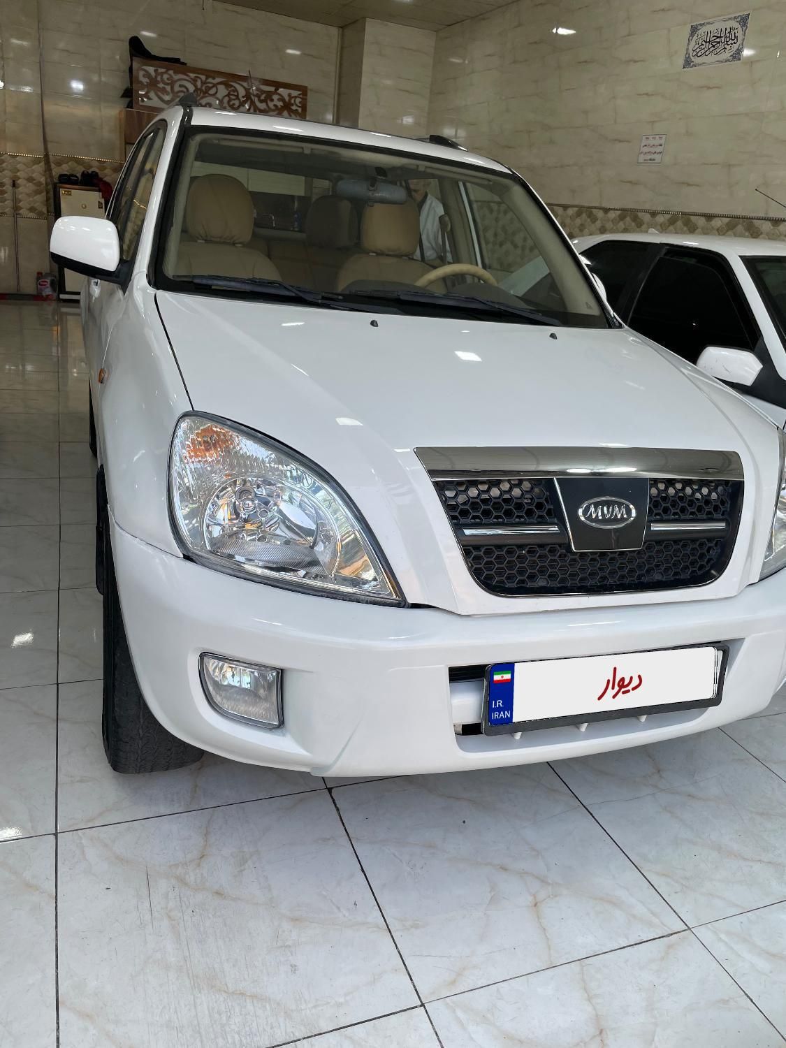 خودرو ام وی ام، X33 آگهی ann_18756151