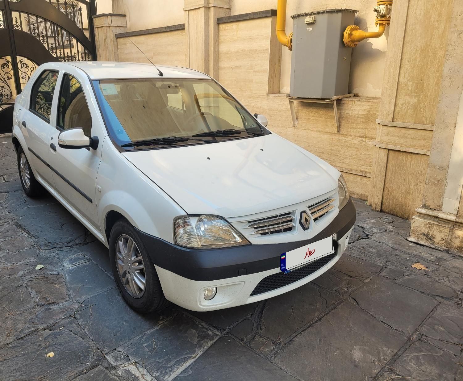 خودرو رنو، تندر 90 آگهی ann_18756564